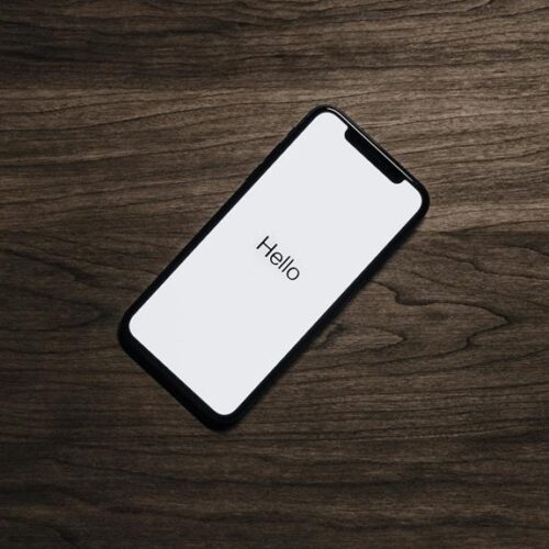 Ekran iPhone'a na wyświetlaczu – co zrobić?