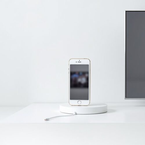 Jak udostępnić ekran z iPhone’a na telewizorze?